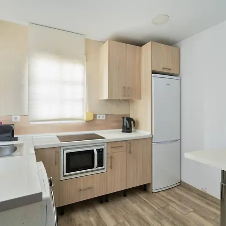 Seaside Charm In Apartmán