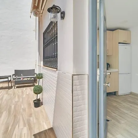 Seaside Charm In Apartment